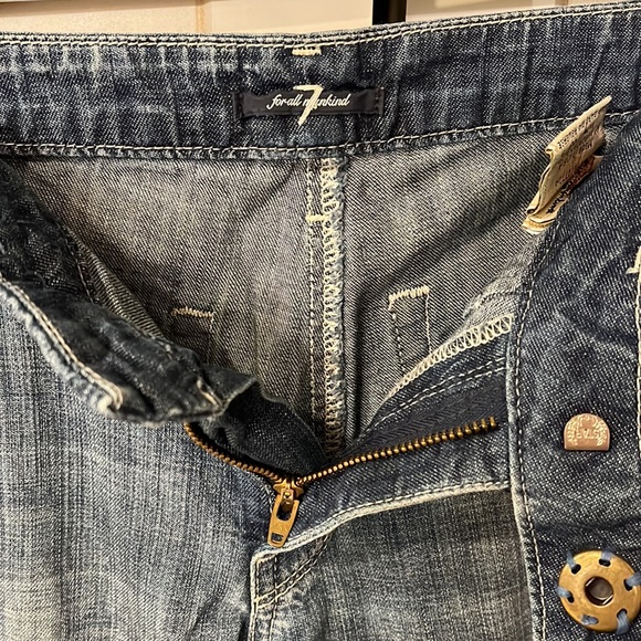 7 for All Mankind low rise wide leg jeans - Picture 3 of 7